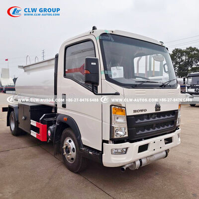 HOWO 4x2 Fuel Dispenser Truck with Explosion-Proof Dispenser and 5-60 L/min Flow Rate Powered by 116hp Diesel Engine